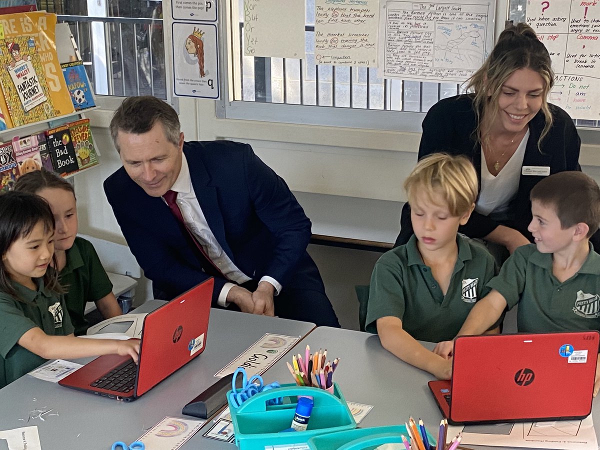 PrettyBeachPS's tweet photo. Today we welcomed the Educational Minister Hon. Jason Clare and Dr Gordon Reid to our school to announce our success in receiving a substantial technology grant. We feel very lucky and look forward to purchasing new technology resources. Thank you @JasonClareMP #DrGordonReid https://t.co/l7UjkG4RKH