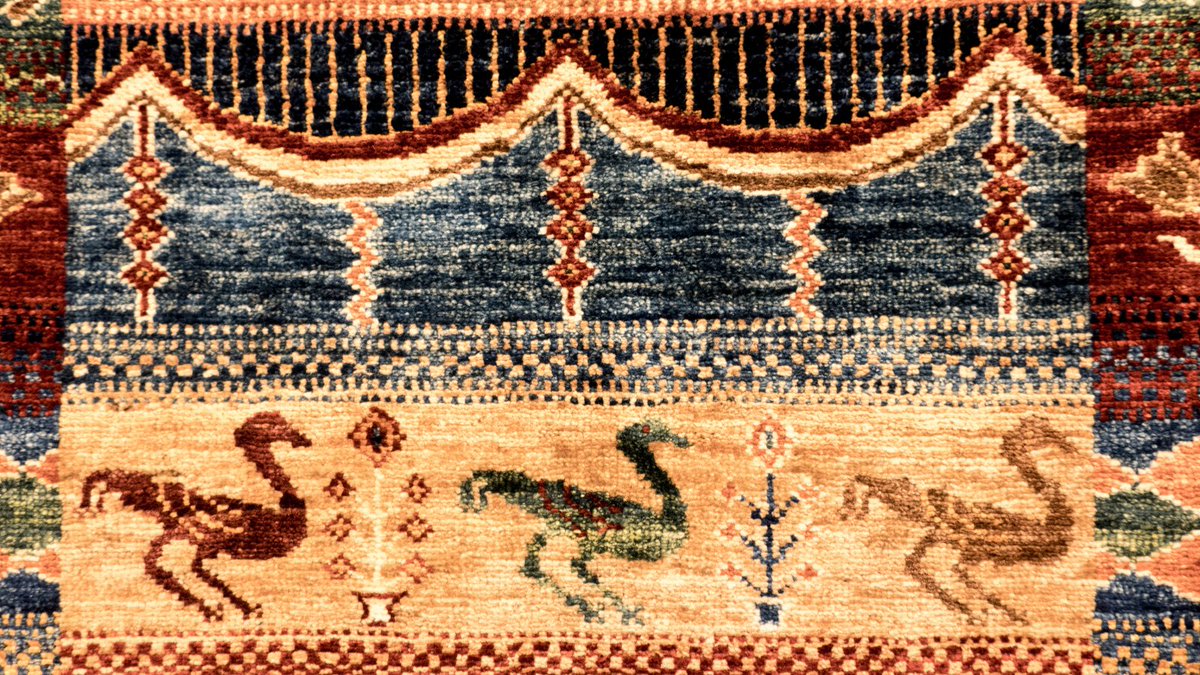 ChoudharyImpex's tweet photo. With their exceptional quality and timeless style, our hand-knotted carpets are a wise investment.
#ChoudharyImpex #HandKnottedCarpets #LuxuryLiving #ElevateYourSpace #HomeDecor #InteriorDesign #FloorArt #CarpetsOfInstagram #Rugs #Handmade #QualityCraftsmanship #Artisanal https://t.co/jzAPabMESQ