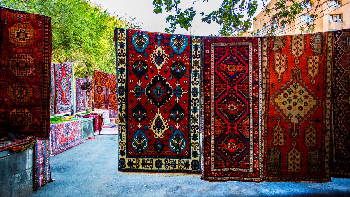 ChoudharyImpex's tweet photo. Make a statement with the luxurious beauty of Choudhary Impex hand-knotted carpets.
#FloorArt #CarpetsOfInstagram #Rugs #Handmade #QualityCraftsmanship #Artisanal #TimelessBeauty #InvestInLuxury #HomeSweetHome #FloorGoals #Texture #PatternPlay #WarmthAndElegance #RoomMakeover https://t.co/UDSELD8GxP