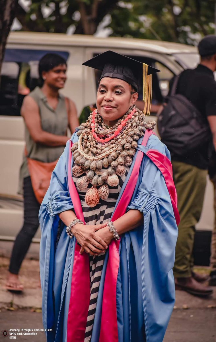 Wearing Fiji tweet media