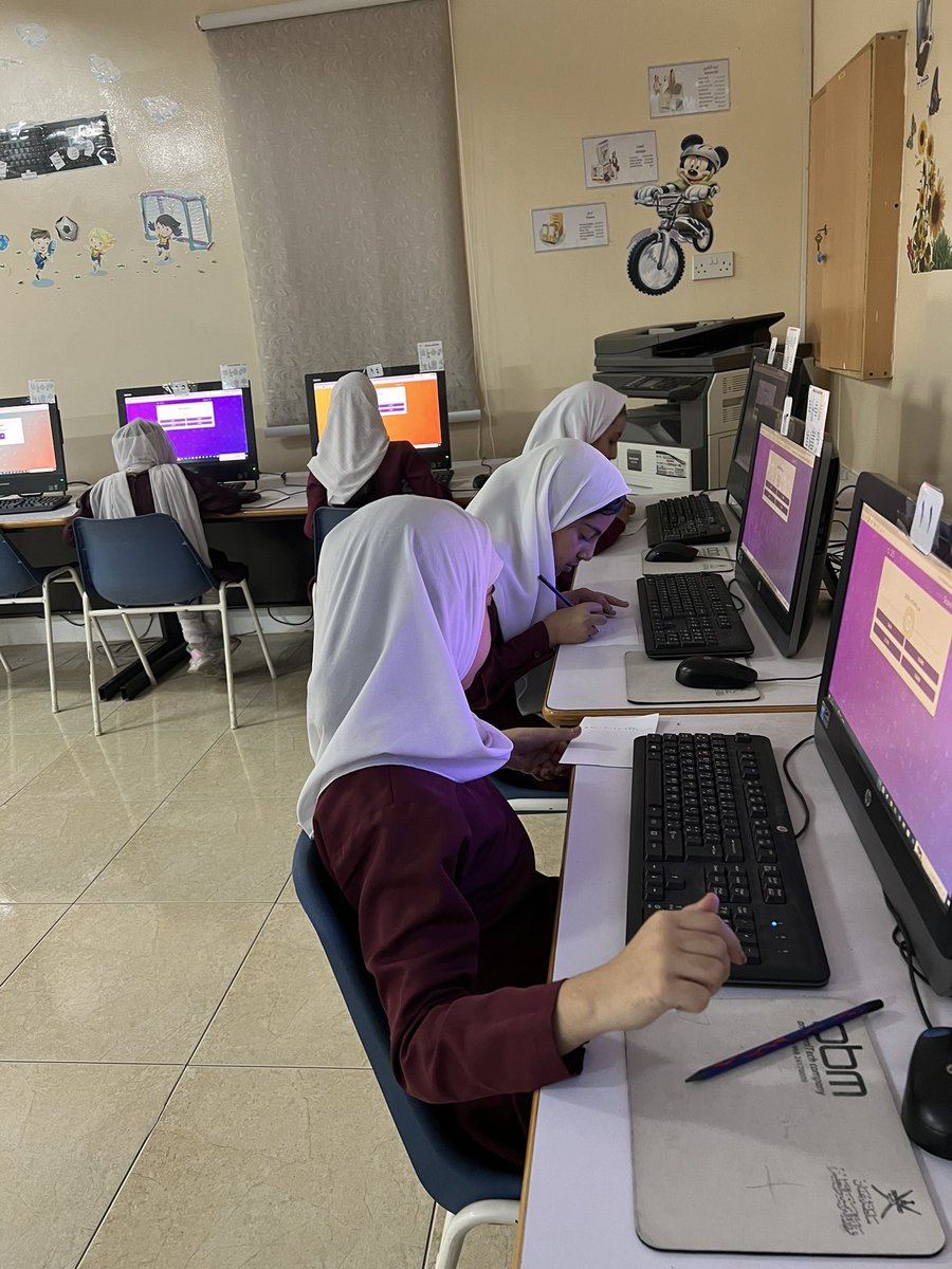 #يحدث_الآن: 

الاختبار التجريبي لدراسات الدولية تيمز ٢٠٢٣م لأطبال الصف الرابع الأساسي/ ١