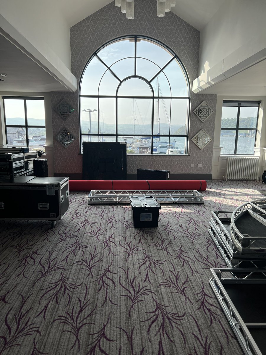 Holly Moore - CEO & Founder tweet media