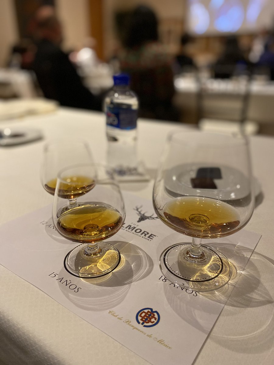 Cata privada de whiskys “The Dalmore”
12,15 y 18 años 🥃
Con chocolates mexicanos elaborados exclusivamente para dichas etiquetas. 
¡Espectacular!