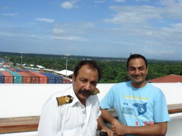 dixitsudhir12's tweet image. During my #PanamaCanal transit, a click with Chief Engineer. 
A  short cut between the Atlantic and Pacific Oceans. 100 year old for sure,
Man made wonder which in-fact took 25,000 lives during construction. 
@thepanamacanal #MustVisit @msteckchandani @tim_fargo