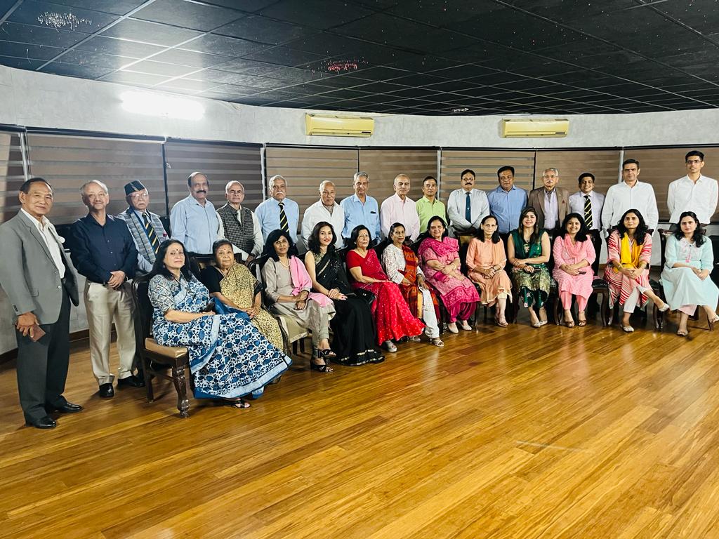 MioraSarath's tweet photo. TW-26 #MIORA Get together at Dehradun. Another vigouring get together of Regt Offrs & ladies of Dehradun was held at IMA, Dehradun witnessing 28 Offrs & ladies. Wish them Good health. https://t.co/2bbF425gv9