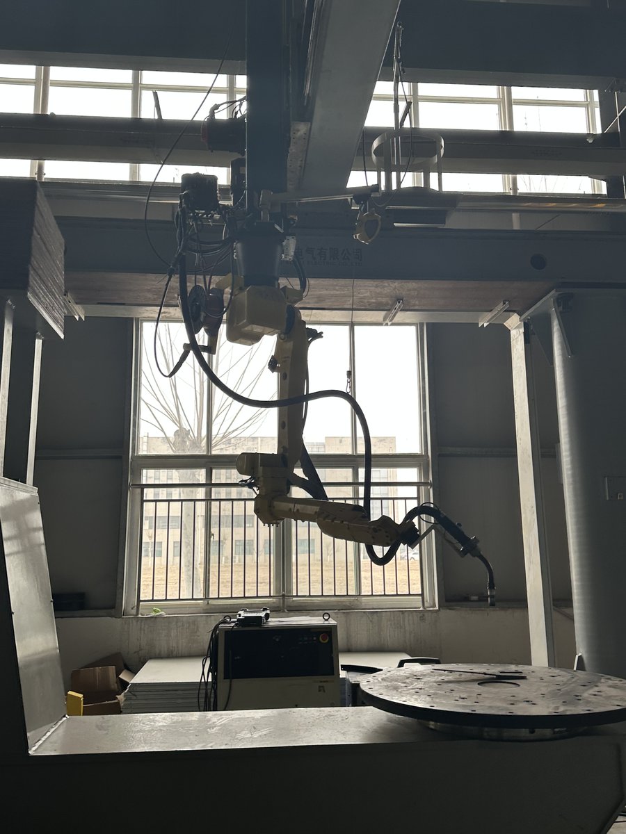 AltairWelding's tweet image. Aotai robotic welding solution! Industrial robots!
#roboticwelding #industrialrobot #robotwelding #robot #aotaiwelding #welding