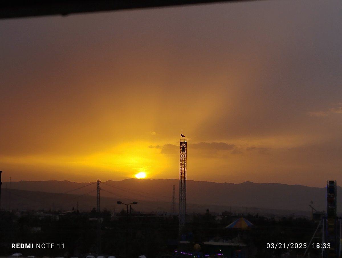 FozMoughal's tweet photo. Colours of Sunset...
#Quettaviews
#sunset https://t.co/vRfk0tD2FR