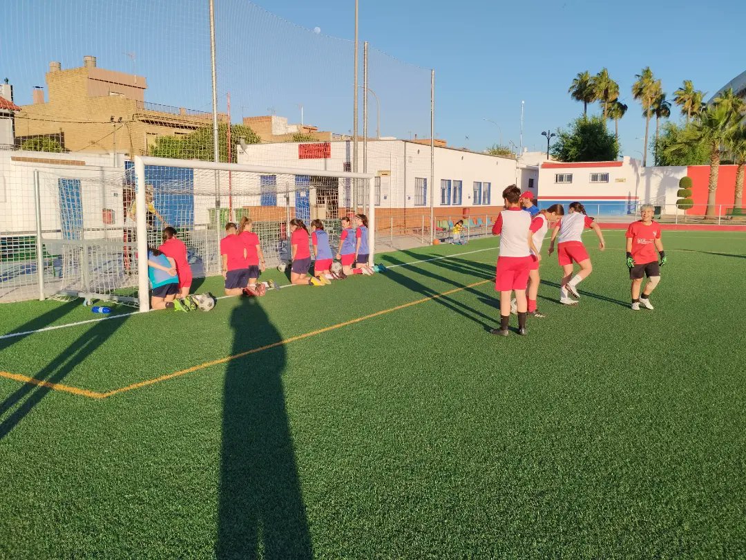 CF Femenino Ciudad de Dos Hermanas tweet media