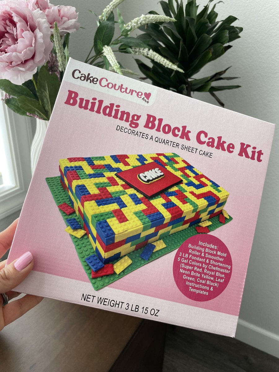 cvapodaca's tweet photo. Loving our new packaging for our Building Block Cake Kit! Now available at https://t.co/X6O367Hfcu. Check out the step-by-step video at https://t.co/A2coOMIOFV https://t.co/JfovnZ9o70