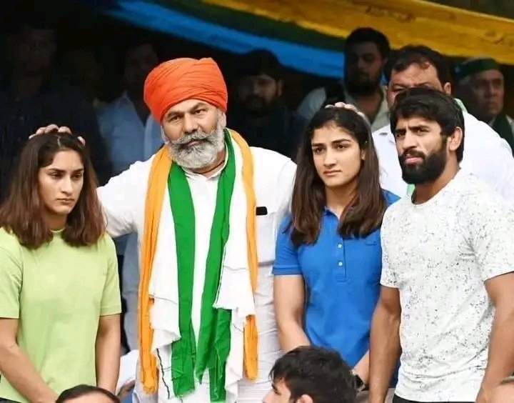 rahulgupta_2000's tweet image. साफ साफ पता चल रहा है नौटंकी चल रही है पहलवानी की तरफ से 🤣🤣
#WrestlersProtest #ट्रैक्टर_लेकर_दिल्ली_चलो #दिल्लीपुलिस #जंतर_मंतर