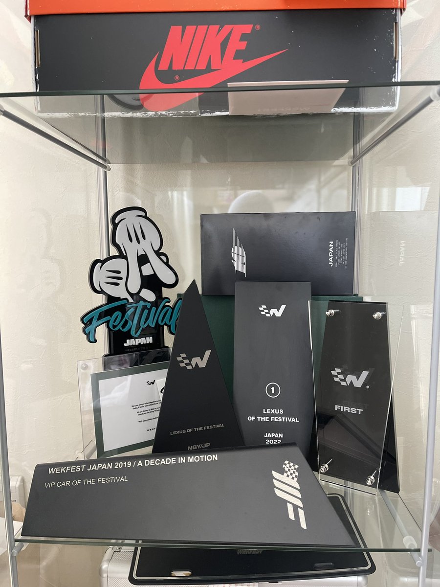 PURE_shun's tweet photo. wekfest2023 LEXUS award
いただきました✌🏽
wek10周年記念で獲得できて嬉しい。。
とりあえず4年連続で頂けることは何より🙇🏽
イベント前日から当日までサポートしてくれた地元の皆、佐久間さんthank you🏆🏆
#USVIP https://t.co/DuYbaEZ0u9