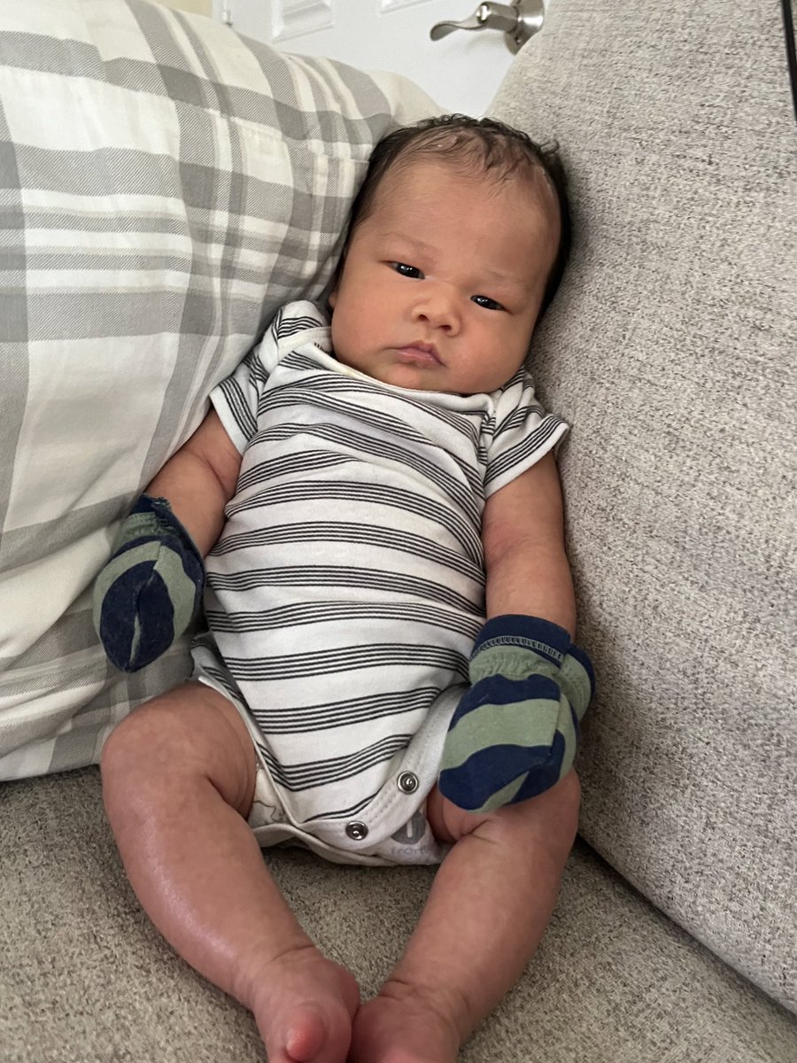 _kellsie's tweet photo. My hapa boy is 1 month 🥹💙 https://t.co/7Ixo5COAtd