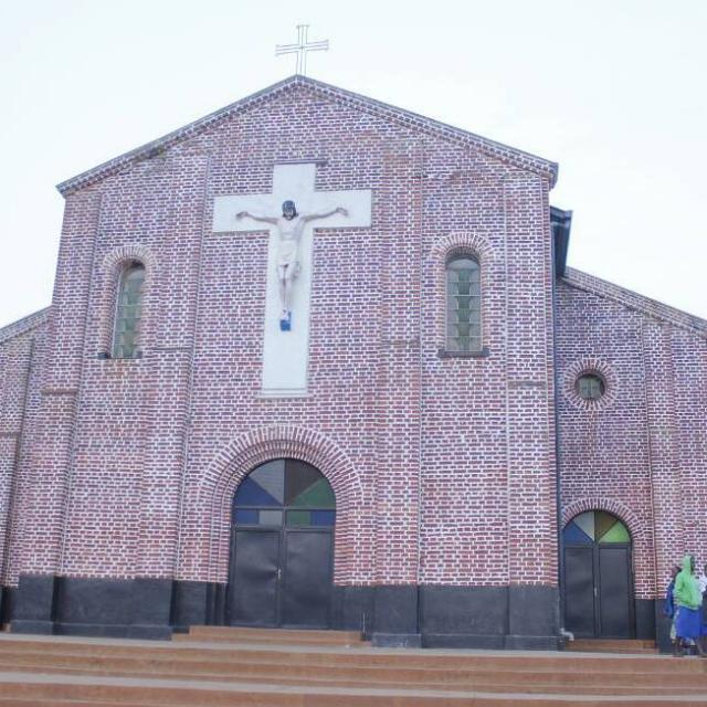 Kugeza ubu tumaze kubona imibiri 1064, y'abishwe muri muri Jenoside yakorewe Abatutsi mu 1994, yari yarajugunywe mu nkengero za Kiliziya ya Mibilizi, kandi gushakisha indi birakomeje. Tangira witegure, umunsi tuzabashyingura nawe ntuzahabure. Tuzahora tubibuka.