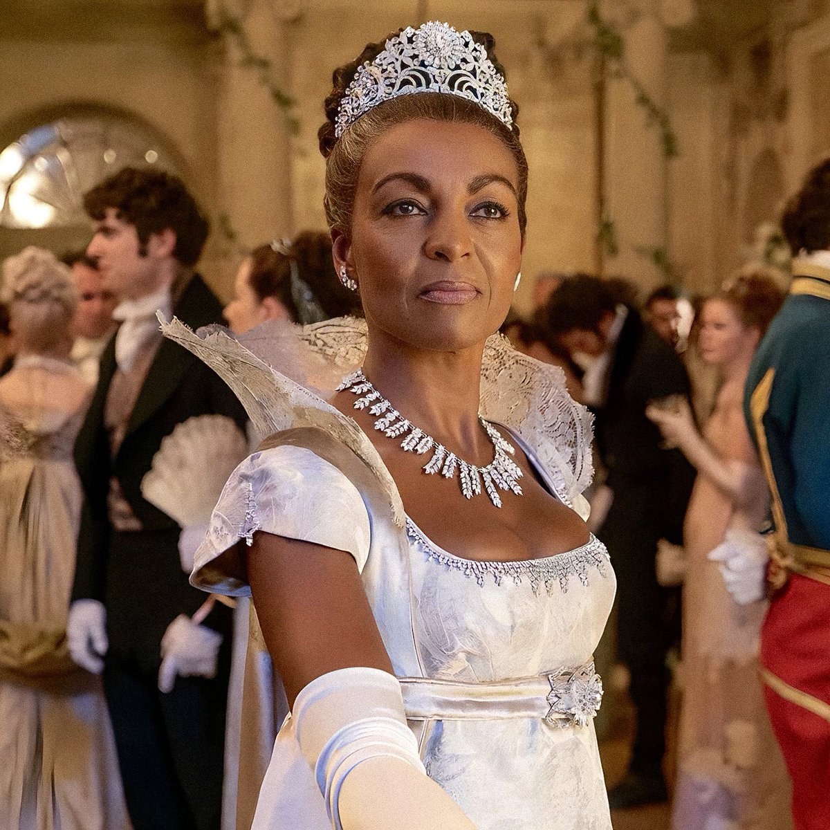 geminigl0w's tweet photo. lady agatha danbury has always been a bad bitch #QueenCharlotte https://t.co/fmgUa2Quf3