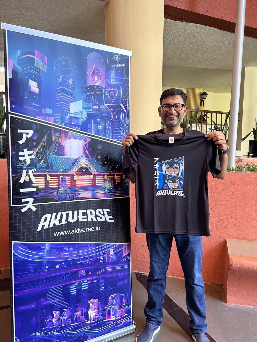 Akiverse_io's tweet photo. Shoutout to @atsameerjain for taking the time to stop by our booth on day one!🎮

#GoaSuperFun https://t.co/wOpRJlcm8Y