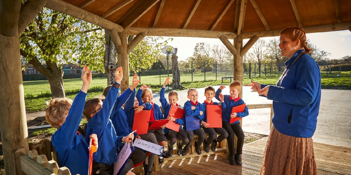 Thanks to their new outdoor classroom, pupils at Costock C of E Primary School have been connecting with nature by enjoying lessons in the fresh air and a new book club to help younger pupils with reading. Read more about the project and our donation: bg.social/6V