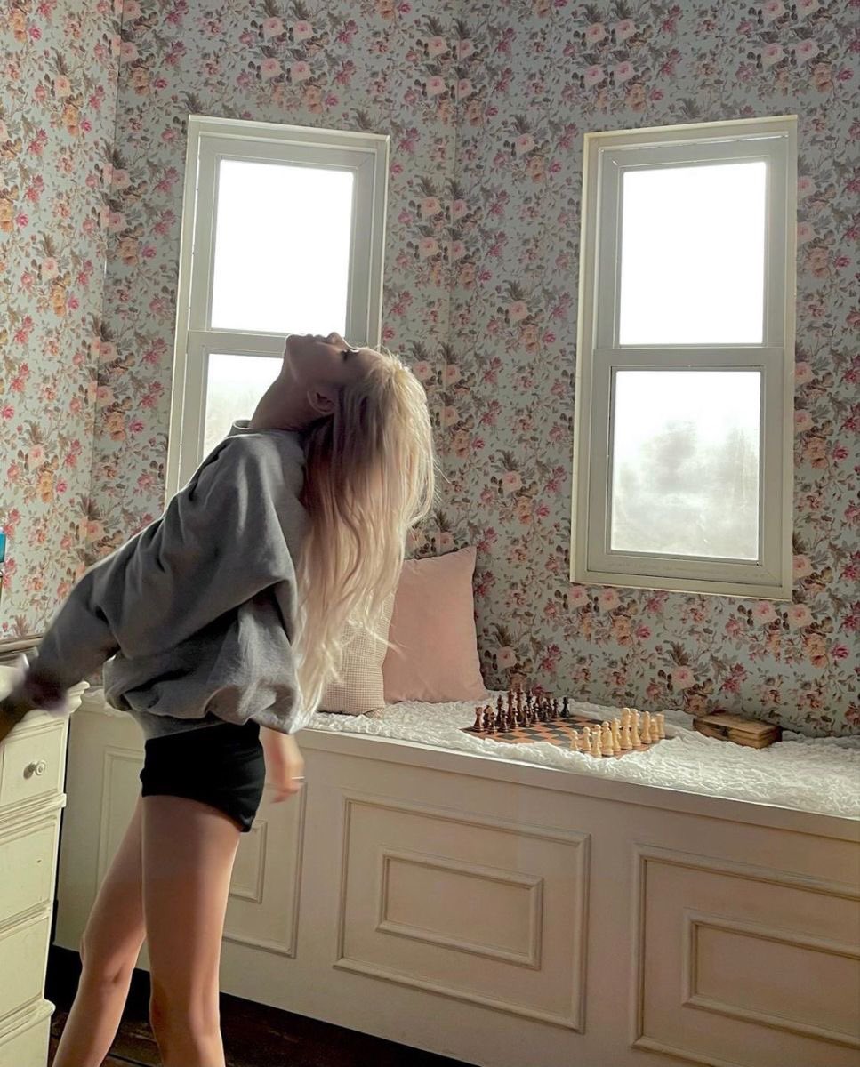 “ฉันชอบนะที่จะได้แชร์เพลงที่ชอบกับคนอื่น”

 #จะส่งเพลงให้คนที่มารีทวิต