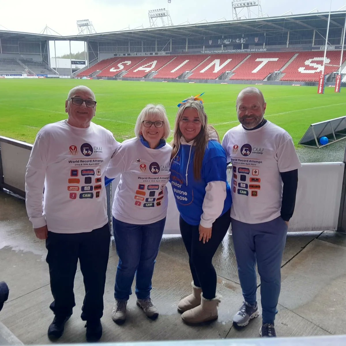 LeMND24's tweet photo. Mum's eh! Chris C's raffle raised an insane amount for the cause and ultimately @mndassoc 💙🧡

Big thanks to the amazing people who sold all the tickets, made the donations and obviously bought all the tickets 🧡💙

Thanks Mum 👏❤️ https://t.co/e9bRoOlOR9