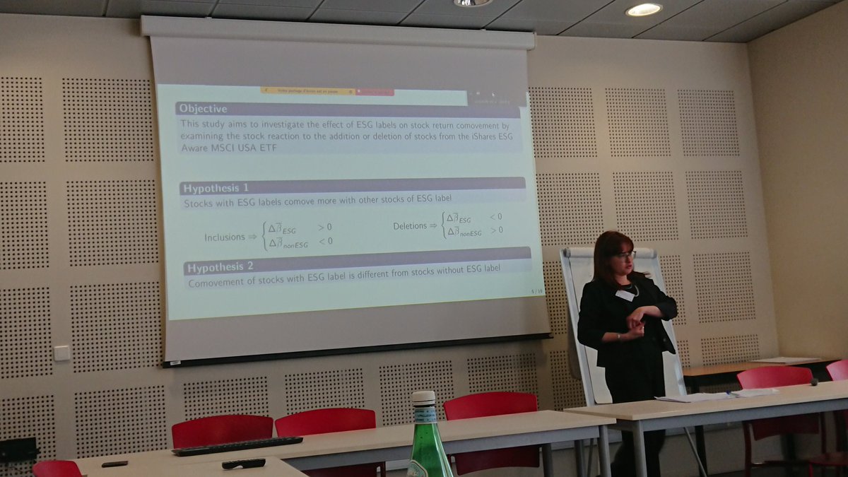 banking and #finance session #acdd2023 <a href="/ACDDConference/">ACDD Conference</a> by D. Samama on hedging, J.-C. Grand on #bank foreign ownership, L. Reinaldo on #ESG 
<a href="/amseaixmars/">AMSE → 🦋 @amseaixmars.bsky.social</a> <a href="/SKEMA_BS/">SKEMA Business School</a> <a href="/Univ_CotedAzur/">Université Côte d'Azur</a> 
#phdlife