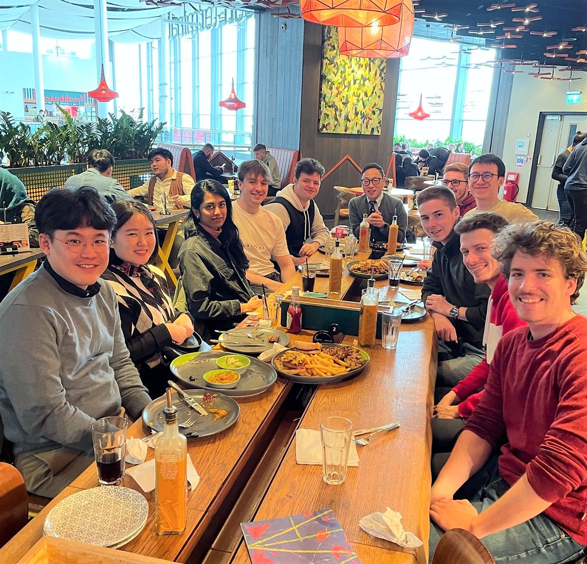 BaeDowon's tweet photo. Our first group dinner to celebrate BSc project students' thesis submission! Thank you all for being so supportive!
#nESSI #Heriotwatt #EECSlab #Electrochemistry https://t.co/K5ZDw2zQ78