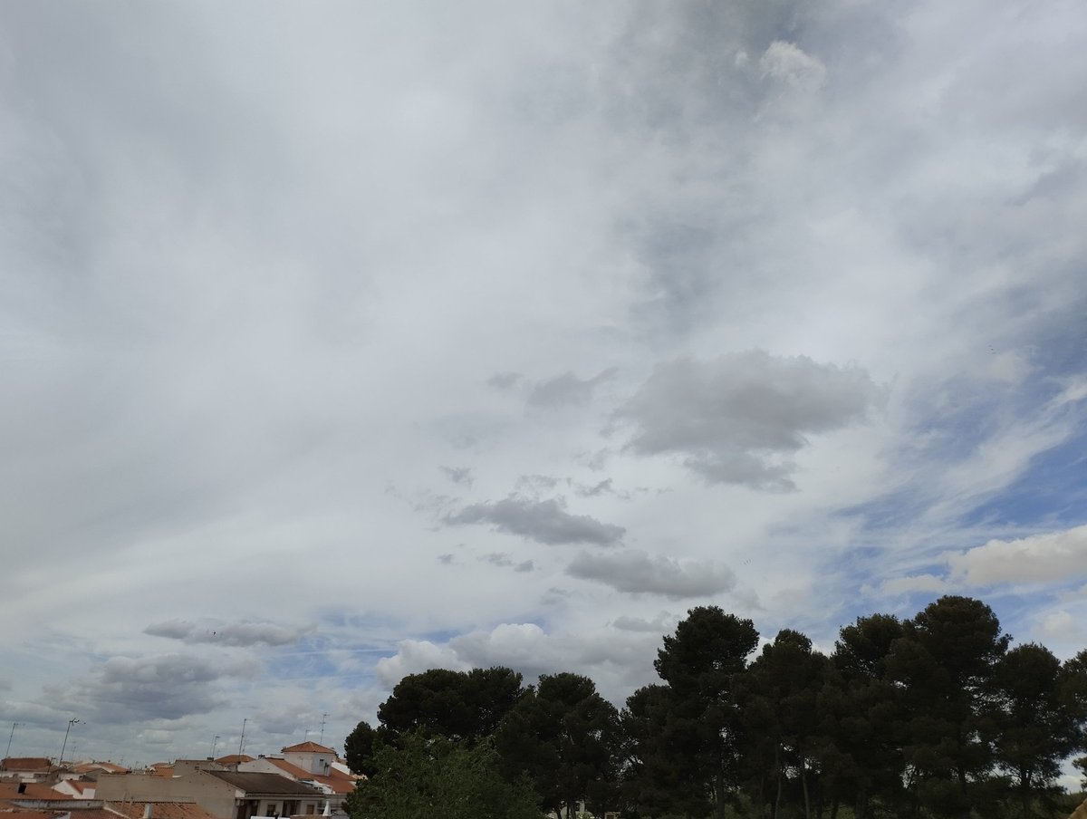 elenaima's tweet image. En un momento de bajón recuerda que, aunque a veces no lo veas, siempre siempre brilla el sol
#fortalezas #psicologiapositiva #gestionemocional #resiliencia #lorymeyers