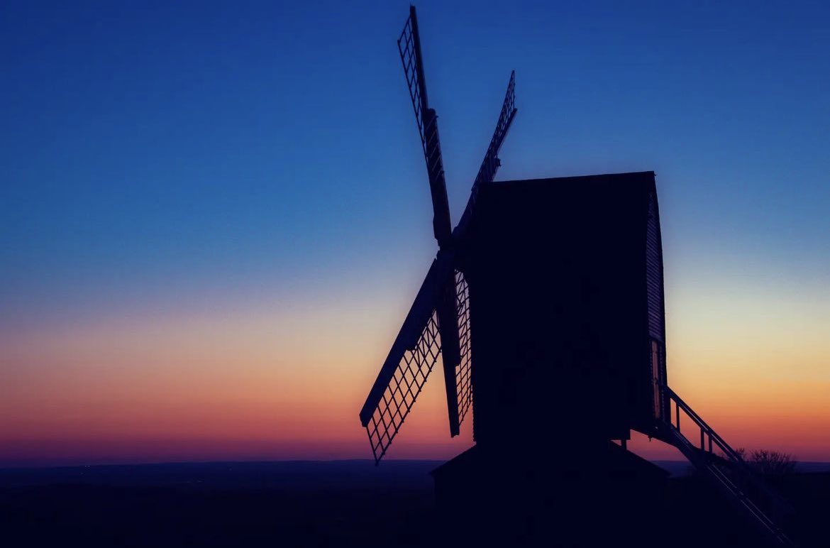 RT @sheclicksnet: Windmill silhouetted at sunset, captured by Instagrammer lizwil243 

#sheclicksnet #femalephotographers #women #photography #femalephotographer #windmillphotography #windmill #sillhouettephotography #silhouette #sunsetphotography #sunset
