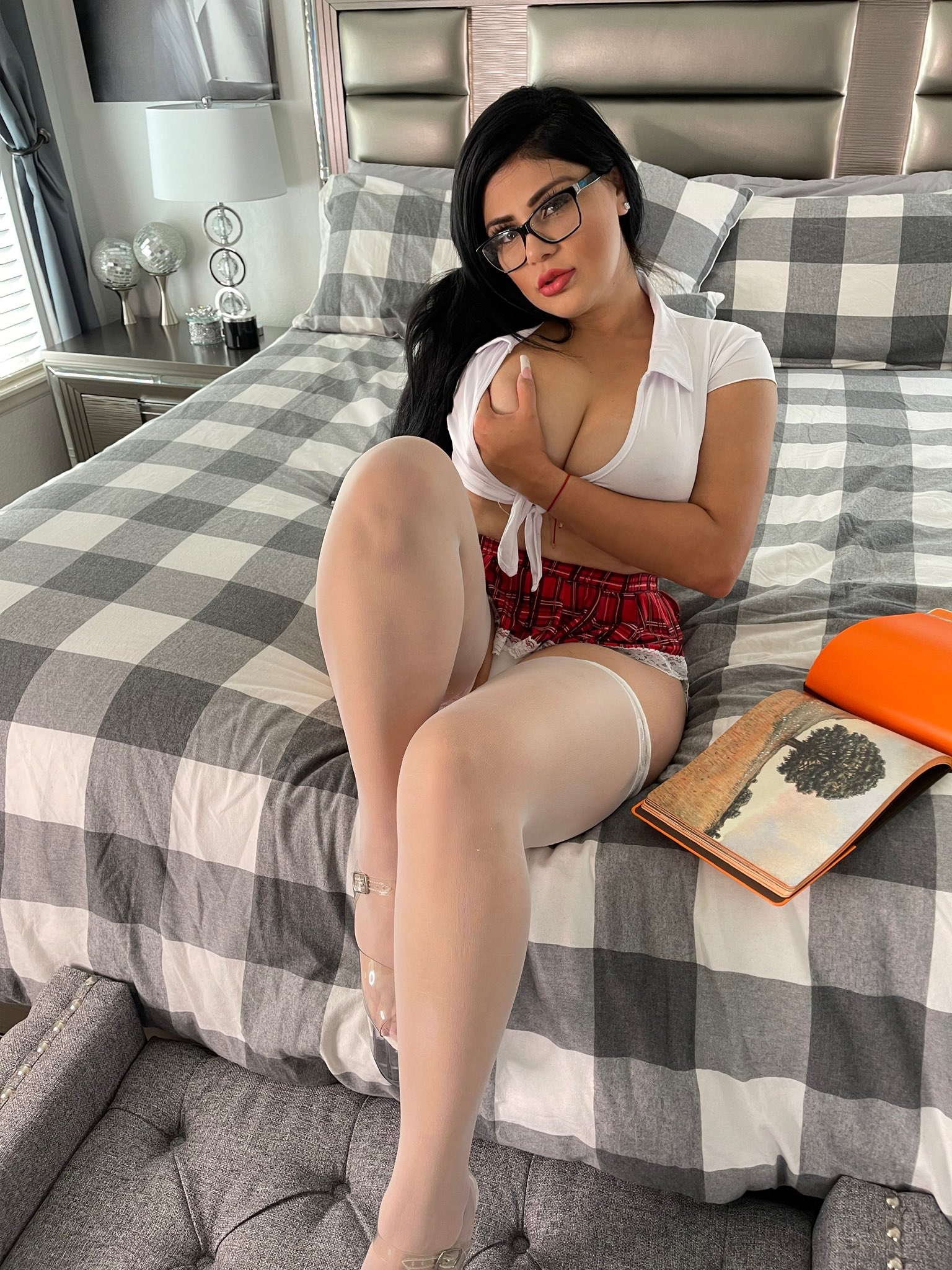 VianeyFrias on Twitter "Time for school 👩‍🏫📚 https //t.co/9ibJqRhJj5