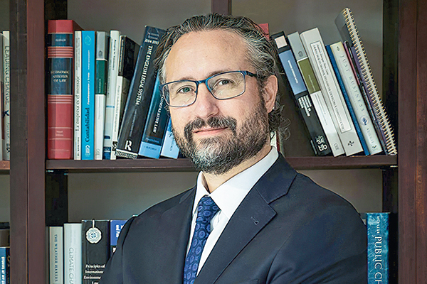 🗞️ #EnPortada 🎙️#Podcast | Contrafactual: Jorge Fantuzzi conversa con Cristóbal de la Maza “Un impuesto verde equivale al daño ambiental de las empresas que no está dentro de sus costos” df.cl/economia-y-pol…