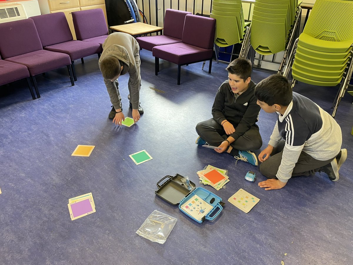 BoghallPSch's tweet image. “What if…?”
“Let’s try…”
“That nearly worked…”

Fabulous resilience &amp;amp; creativity being demonstrated by P7/6 whilst using @SpheroEdu Indi🥳we had to discover what each of the coloured tiles coded Indi to solve a range of problems #ScreenFreeCoding @wldigilearn @Schools_Digital