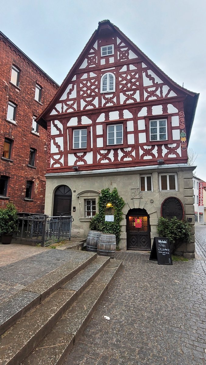 Kürzlich war ich in #Forchheim und habe am @RBloggerCamp teilgenommen. Dabei hatte ich auch Gelegenheit, Forchheim zu erkunden. 🏘️🌳🏞️

Vielen Dank an @snoopsmaus &amp; <a href="/VisitFranconia/">FrankenTourismus</a> für das schöne Wochenende.

#RBCamp23 #visitfranconia #15cities #forchheimerleben