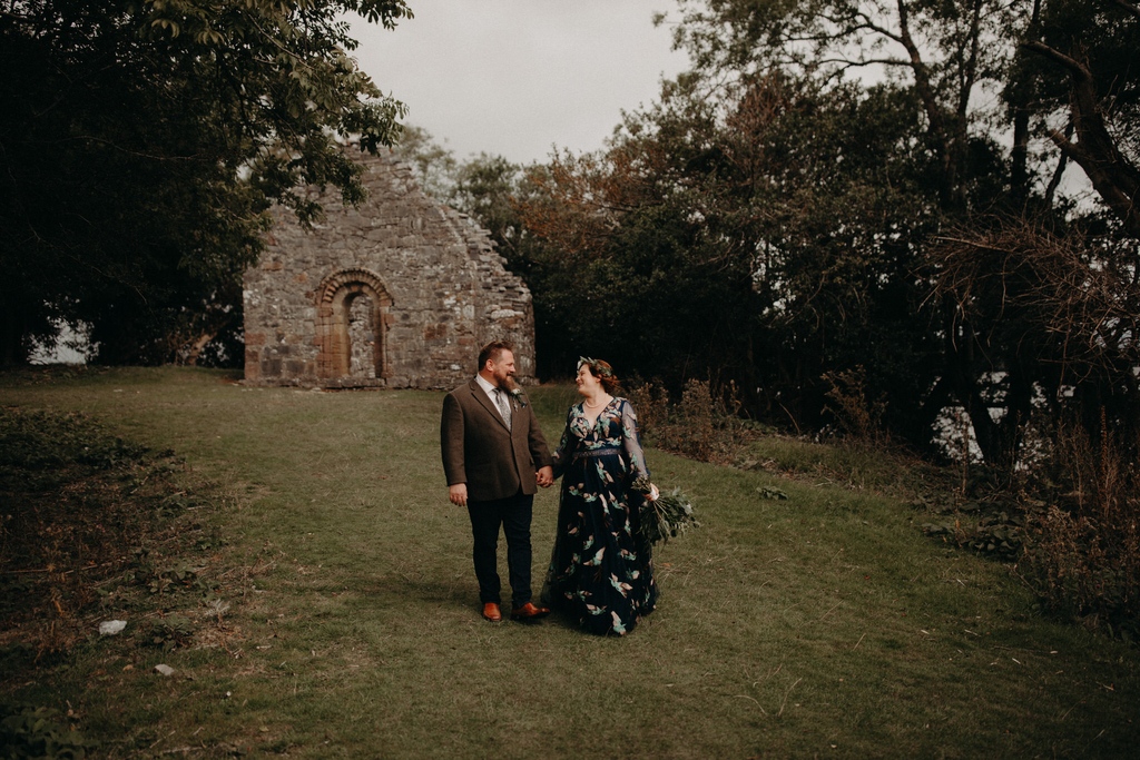 The best love is the kind that awakens the soul and makes us reach for more, that plants a fire in our hearts and brings peace to our minds. And that's what you've given me. That's what I'd hoped to give you forever"
— Nicholas Sparks

#seandkate