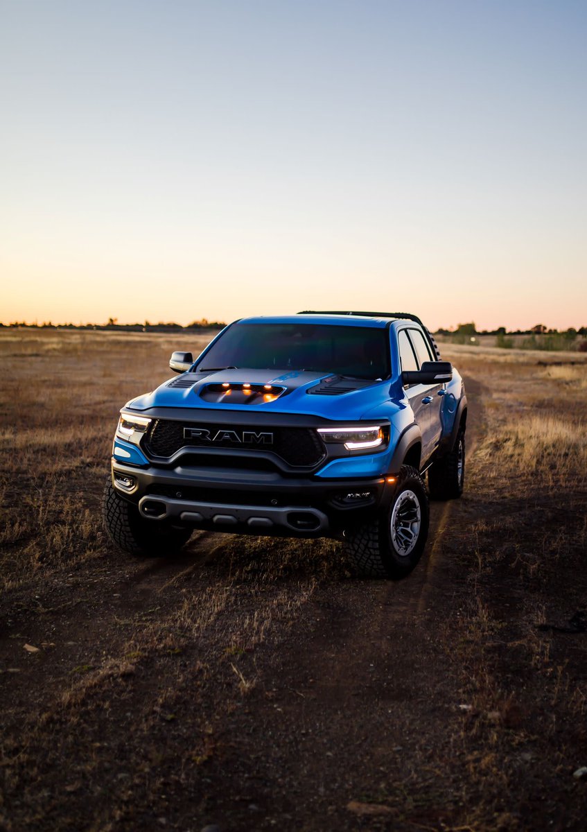 En tu RAM todos los días empiezan con el pie derecho. #LaFuerzaDelTRabajo