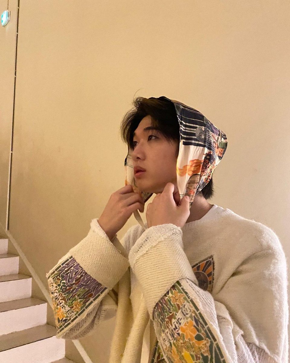 yoonbinlogy's tweet photo. THAT SHOULD BE ILLEGAL ✊ https://t.co/kllsO5W9ew