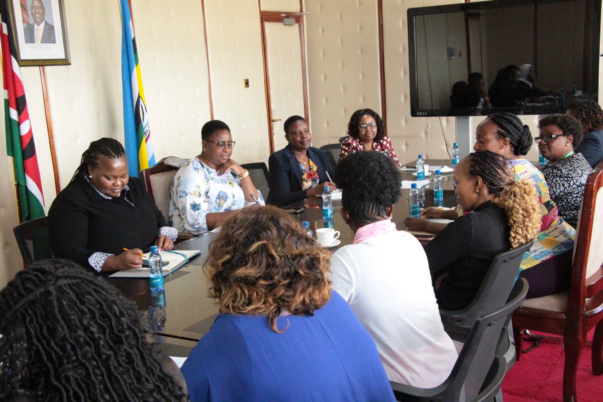 Cspen_KE's tweet photo. Members of @Cspen_KE today joined @crawntrustkenya in presenting a memorandum to the Cabinet Secretary for Public Service, Gender & Affirmative Action, @CSAishaJumwa on the Presidential memo that was sent to Parliament on 9th December 2022.
#InclusionKE https://t.co/xZfe0yajM1