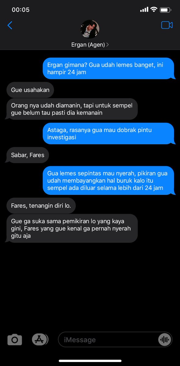 deartemanst's tweet photo. #GeminiFourth onetweet au

Anomali
Fares seorang peneliti anomali disebuah organisasi dan Ergan adalah agen yang menangani anomali. Awal dimana sempel yg dikerjakan Fares dicuri dan disitulah awal dari kehancuran. https://t.co/txSruZWv3F
