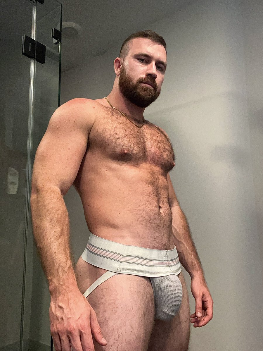 💯‼️⛽️💯‼️ on X: RT @fishtuv: Good thing this jock is stretchy 😈. Running  a sale on my OF for hitting 200k ❤️ t.coQNJtLtBZ8L  t.coreEdMRLSjG  X