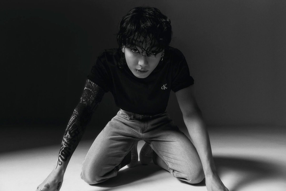 HBO_1011's tweet photo. We urge you @BIGHIT_MUSIC to immediately take action against the stalkers and protect Jungkook's privacy and safety!

LEAVE JUNGKOOK ALONE
RESPECT JUNGKOOK
BIGHIT PROTECT JUNGKOOK #ProtectJungkook
@bts_bighit @HYBEOFFICIALtwt https://t.co/NM00miTF6G