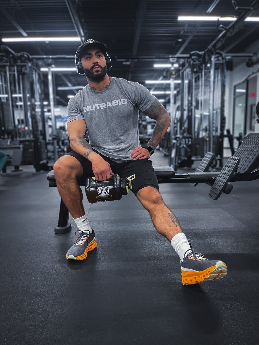 Everyone has bad habits. Bad habits that are currently interrupting your life and stopping you from accomplishing your goals. 💬

4 steps to help brake bad habits:
Step 1: Make it invincible 
Step 2: Make it unattractive 
Step 3: Make it difficult 
Step 4: Make it unsatisfying