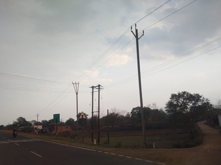 TPWesternOdisha's tweet photo. New 33KV line has been built to connect Golamunda PSS with Chalna PSS in #Kalahandi district. The 12KM stretch is expected to be commissioned in May 2023. It will be improving power supply to Chalna and surrounding rural areas. #powerconnectivity #ruraldevelopment #Odisha https://t.co/DIq9EAgH83