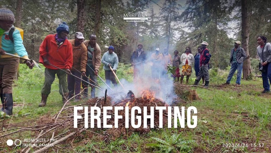 mountkenyatrust's tweet photo. Our team, comprising of three firefighters, effectively and rigorously conducted a fire fighting awareness and sensitization program for 16 members of the Ontulili CFA at the Ontulili Forest Station.
#FireSafety #FireFighting #RangerTraining #MountKenyaTrust #MKTpartnerships https://t.co/iHkRkBNnSk