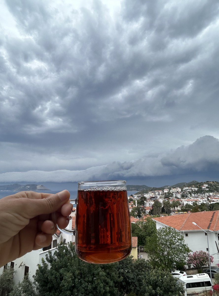 OneTeaADay's tweet photo. May the 4th be with you...
The sky is screaming this sentence and hiding something behind...
https://t.co/6JewymB1yP
on @opensea 5 Matics
#nft #todaystea #todaysnft #maytheforuthbewithyou #tea #turkishtea #nftcollectors #nftcommunity #opensea #thebestnft https://t.co/oAvTYMLB7i