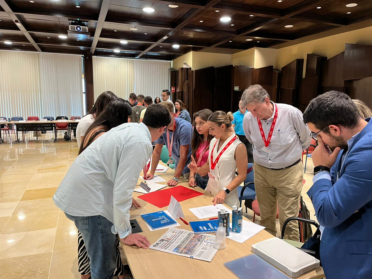 ESICMalaga's tweet image. #Trabajoenequipo una parte fundamental del día a día dentro de las empresas🤝

#Talentlab @DiarioSUR