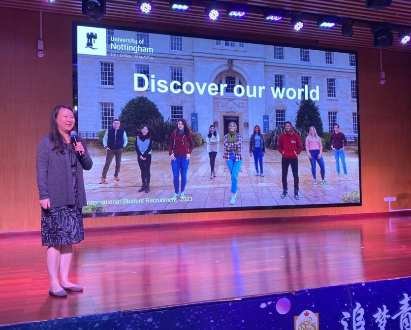 TeachMapleLeaf's tweet photo. We are so proud that representatives from the University of Nottingham visited the Shenzhen Campus and fully acknowledged the innovation and significance of the Maple Leaf World School Programme (MLWSP). @TeachMapleLeaf
#mlwsp #mapleleafworldschoolprogram #mles https://t.co/FWVDry9r74
