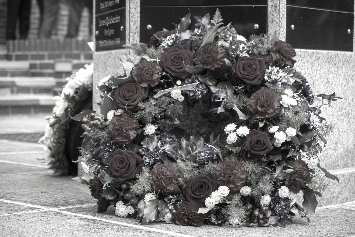 Today is Firefighters Memorial Day, the day we remember our colleagues who have lost their lives whilst on duty. 

#FirefightersMemorialDay ❤️