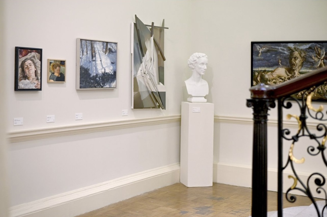 rosl1910's tweet photo. 🎨 You can catch 'RBA RISING STARS', an outstanding art exhibition by @RoyalSocBritArt and @ROSLARTS until 2nd July that captures the creativity of the moment and traces the future of contemporary art practise. For more information, email roslarts@rosl.org.uk. #ArtsExhibition https://t.co/4XPqmYzobm