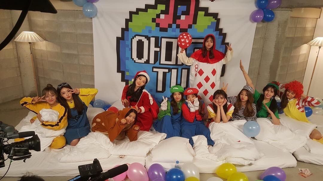 alwayssixpink's tweet photo. Happy 7th anniversary IOI. Soulmates.
#7YearsWithIOI #IOI
#์์ด์ค์์ด๋ฐ๋ท7์ฃผ๋
#์์ด์ค์์ด https://t.co/1rldjhKaWL