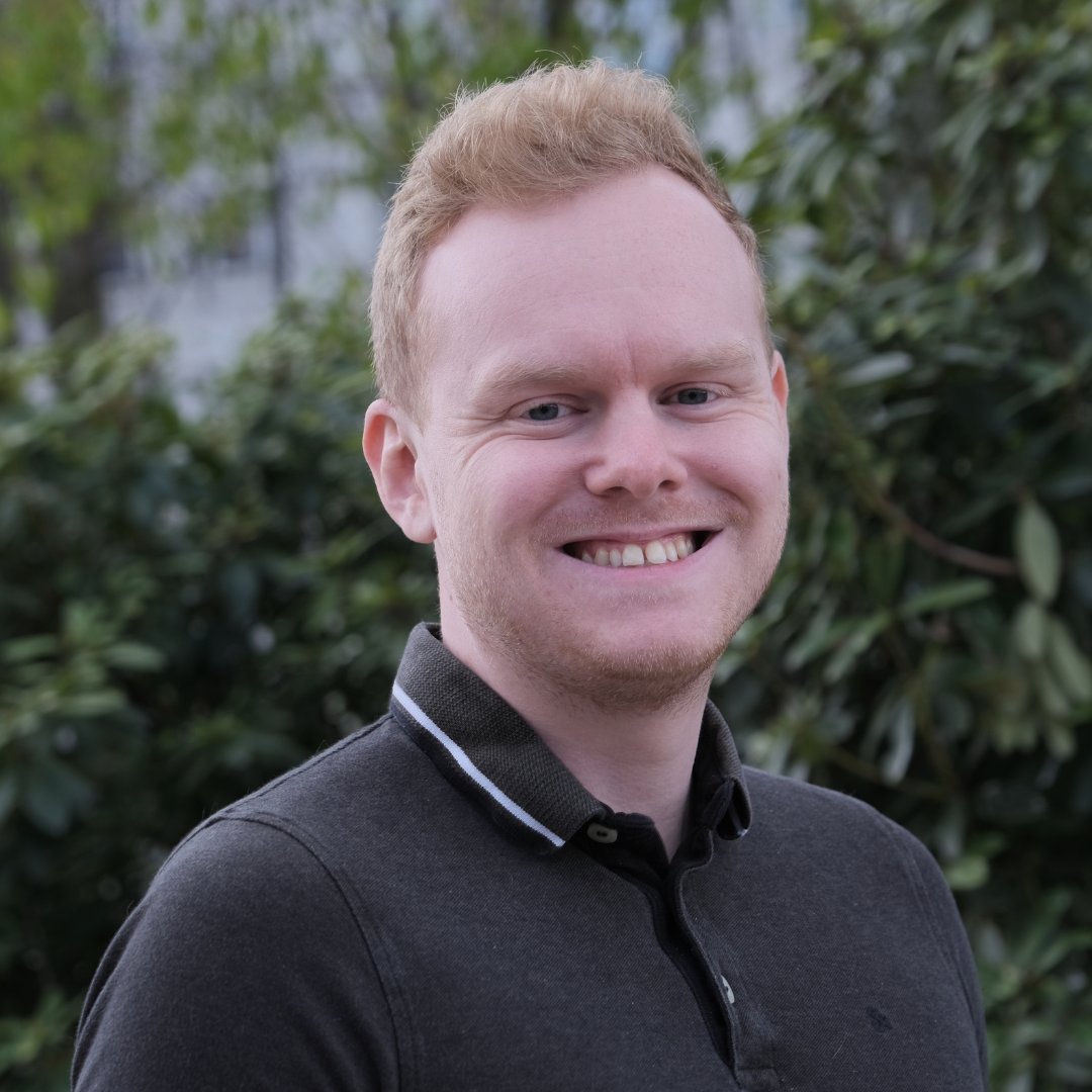 Novanetas's tweet photo. Vi styrker laget! Møt Frode, vår nye kollega 🥳Frode er fullstack-utvikler som de siste årene har utviklet og forbedret backend-prosesser i ulike systemer 👏 Les mer om Frode på vår nettside ⬇️
https://t.co/QWf3KfKsHi
#nyansatt #teknologi #systemutvikling #utvikler https://t.co/ywNEI38Ry5