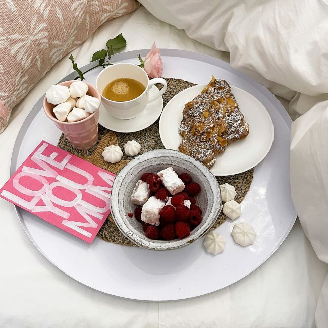 CHomewares's tweet photo. Celebrate Mothers Day with Carnival Homewares!💞 
Mother's Day is just around the corner, so order quickly to have a gift in time for your special Mum!
Order now...
#mothersday2023 #throws #jutehomewares  #fairtradeproducts #sustainable #handmade #teatowels https://t.co/1GYvMxnVi8
