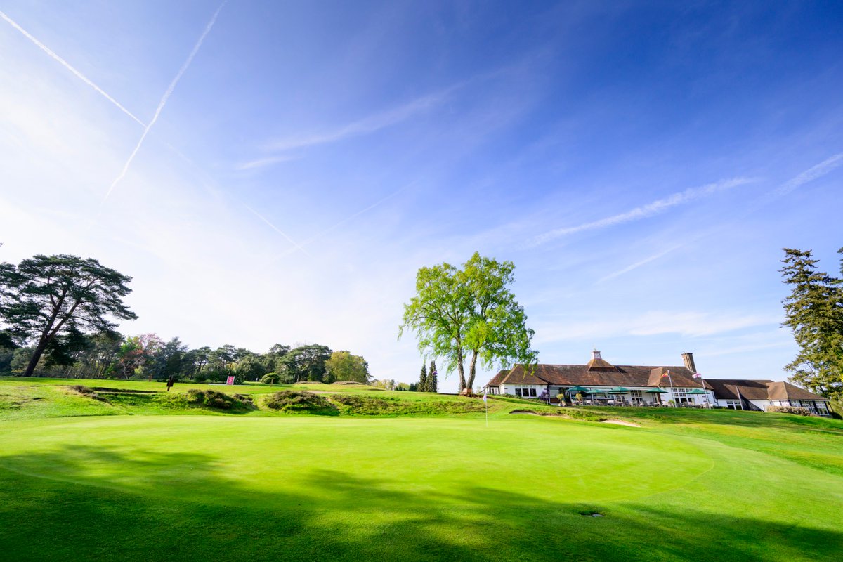 This morning's order of play at @worplesdongolf... 👇 Fullbrook/Rymer vs Fernández/de Francisco McDonald-O'Brien/Wan vs Martín/Amión Gough/Edwards-Hill vs Masaveu/Ayora Kennedy/Claridge vs Abril/Aguilera Berry/Shaw-Radford vs Alperi/Fonseca 🇺🇦 #EGStandswithUkraine 🇺🇦