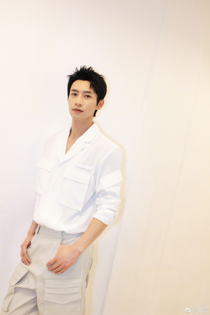 EntTofu's tweet photo. #WeiChen is looking smart in the photos for #May4thYouthDay special program as shared by his studio.

#魏晨 https://t.co/GUmuvQyk6C